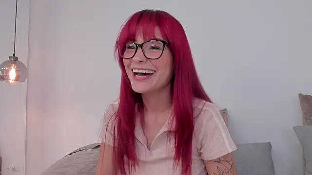 Snapshot of mae_lyra chatting on 07/11/26, 12:08 mae lyra online show from 07/11/26, 12:08