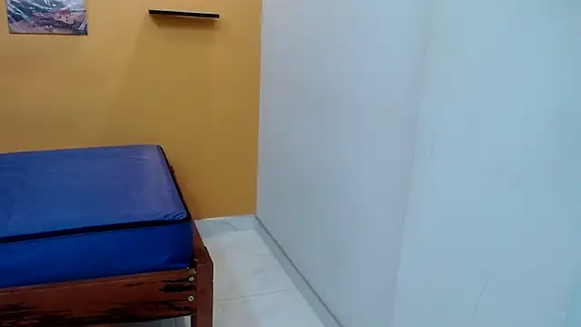 skinnyverus18 online show from 04/06/26, 07:15