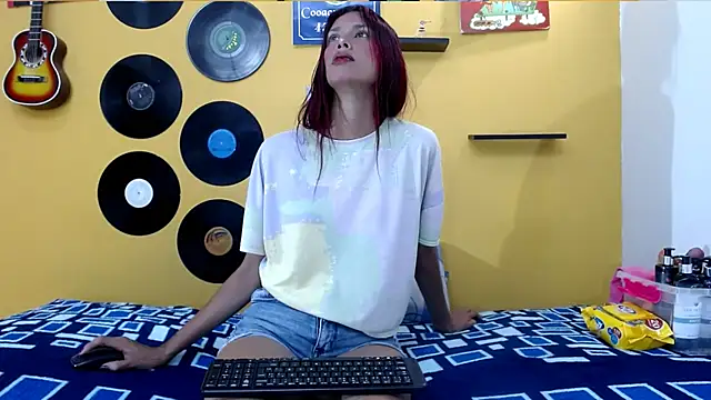 skinnyverus18 online show from 05/02/26, 07:19
