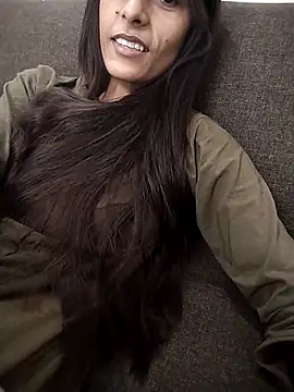 Snapshot of Your-muskan chatting on 10/10/25, 05:06 Your-muskan online show from 10/10/25, 05:06