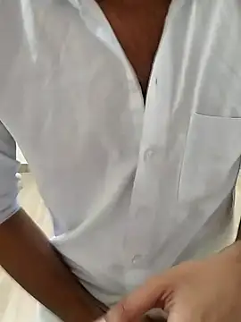 Snapshot of RavenBlack21 chatting on 09/11/25, 01:55 RavenBlack21 online show from 09/11/25, 01:55