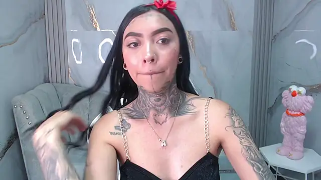 Ashley Blum v online show from 09/16/25, 08:32