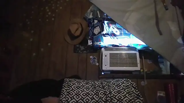 Snapshot of GoddessDess chatting on 09/22/25, 07:38 GoddessDess online show from 09/22/25, 07:38