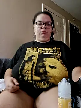 Snapshot of GoddessDess chatting on 10/06/25, 09:29 GoddessDess online show from 10/06/25, 09:29