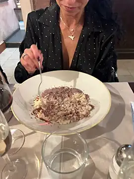 Snapshot of eddivad6974 chatting on 10/08/25, 07:33 eddivad6974 online show from 10/08/25, 07:33