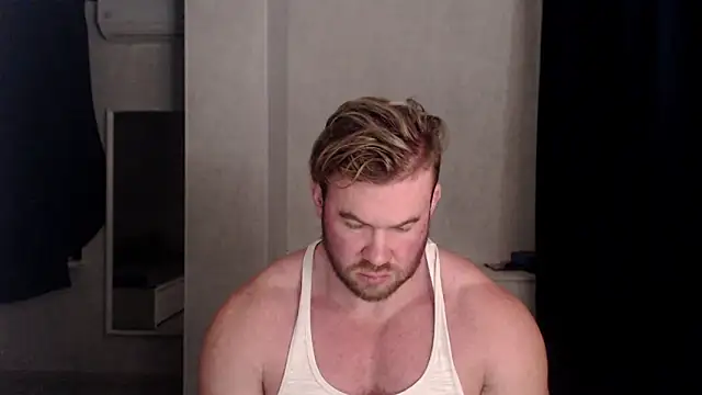 Snapshot of ThorHemsworthRU chatting on 12/18/24, 04:20 ThorHemsworthRU online show from 12/18/24, 04:20