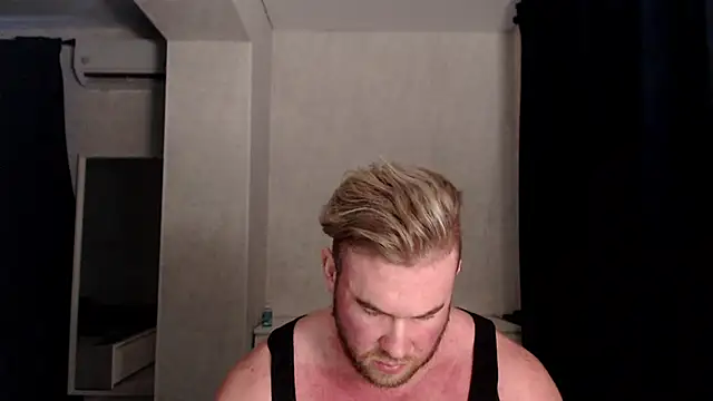 Snapshot of ThorHemsworthRU chatting on 02/17/25, 02:59 ThorHemsworthRU online show from 02/17/25, 02:59