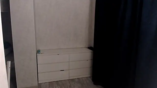 Snapshot of ThorHemsworthRU chatting on 02/20/25, 04:14 ThorHemsworthRU online show from 02/20/25, 04:14