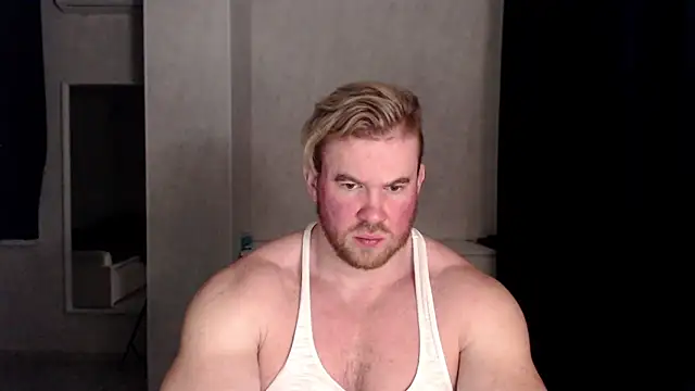 Snapshot of ThorHemsworthRU chatting on 03/05/25, 06:56 ThorHemsworthRU online show from 03/05/25, 06:56