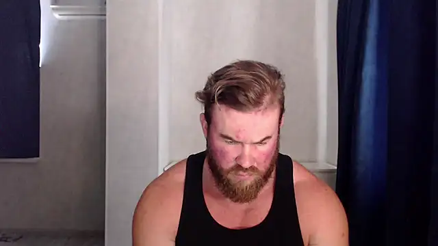 Snapshot of ThorHemsworthRU chatting on 09/18/25, 01:02 ThorHemsworthRU online show from 09/18/25, 01:02