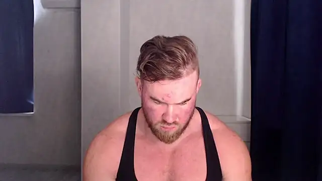 Snapshot of ThorHemsworthRU chatting on 09/30/25, 07:35 ThorHemsworthRU online show from 09/30/25, 07:35