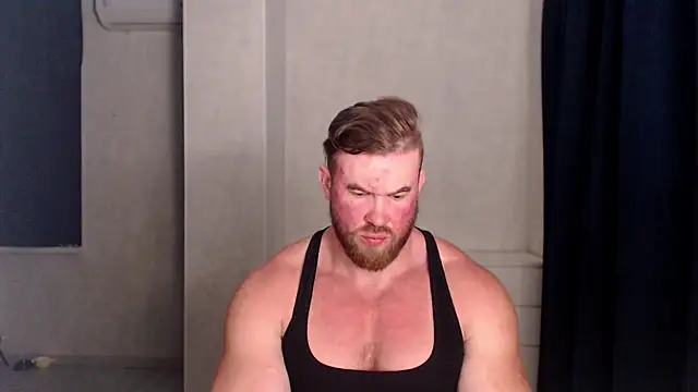 Snapshot of ThorHemsworthRU chatting on 10/06/25, 03:42 ThorHemsworthRU online show from 10/06/25, 03:42