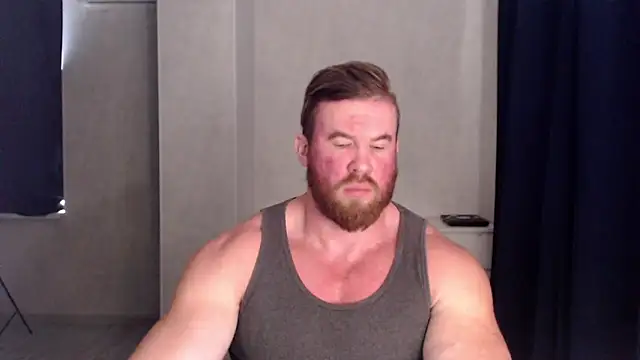 Snapshot of ThorHemsworthRU chatting on 10/18/25, 01:12 ThorHemsworthRU online show from 10/18/25, 01:12