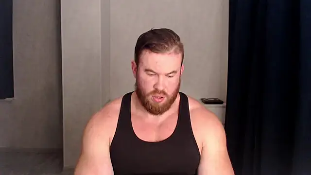 Snapshot of ThorHemsworthRU chatting on 10/19/25, 04:18 ThorHemsworthRU online show from 10/19/25, 04:18