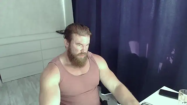 Snapshot of ThorHemsworthRU chatting on 07/17/26, 05:47 ThorHemsworthRU online show from 07/17/26, 05:47