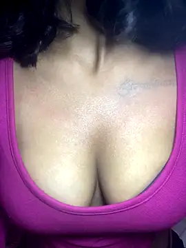 Joy Love Roxie online show from 10/04/25, 06:06