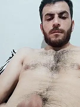 Snapshot of Azrbbx21 chatting on 12/22/25, 01:35 Azrbbx21 online show from 12/22/25, 01:35