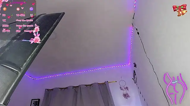 Snapshot of emmie_bunny chatting on 01/31/26, 10:41 emmie bunny online show from 01/31/26, 10:41