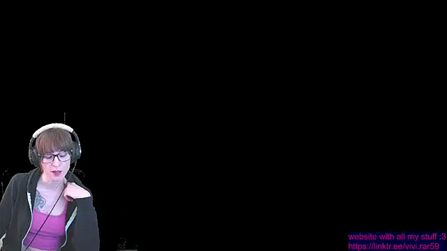 Snapshot of vivi-iso59 chatting on 04/24/26, 12:24 vivi-iso59 online show from 04/24/26, 12:24