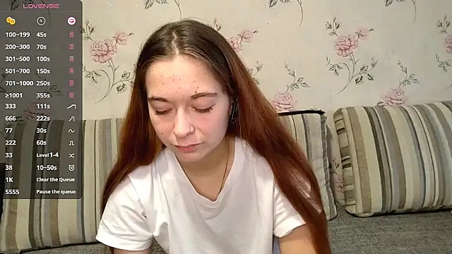 KissKarina online show from 09/28/25, 01:05