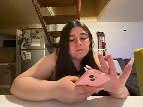 Snapshot of Tukatita69 chatting on 04/01/26, 02:01 Tukatita69 online show from 04/01/26, 02:01