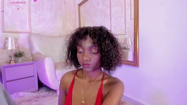 Snapshot of Keirahartz chatting on 01/06/26, 04:05 Keirahartz online show from 01/06/26, 04:05