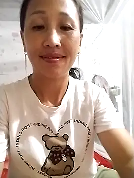 cute love00 online show from 10/03/25, 11:24