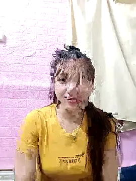 Snapshot of adbosa_00 chatting on 09/17/25, 04:52 adbosa 00 online show from 09/17/25, 04:52