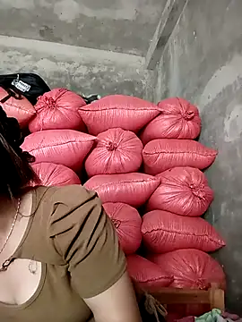 Snapshot of adbosa_00 chatting on 09/21/25, 02:24 adbosa 00 online show from 09/21/25, 02:24