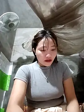 Snapshot of adbosa_00 chatting on 10/02/25, 12:45 adbosa 00 online show from 10/02/25, 12:45