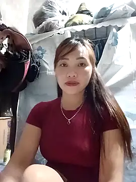 Snapshot of adbosa_00 chatting on 10/08/25, 01:42 adbosa 00 online show from 10/08/25, 01:42