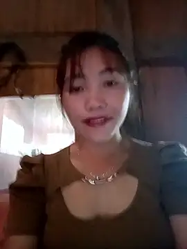 Snapshot of adbosa_00 chatting on 10/12/25, 05:28 adbosa 00 online show from 10/12/25, 05:28