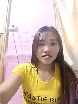 Snapshot of adbosa_00 chatting on 10/20/25, 07:53 adbosa 00 online show from 10/20/25, 07:53