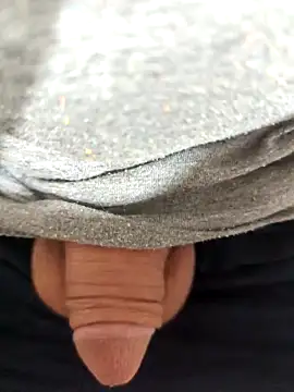 Sweethoneygun online show from 09/20/25, 04:24