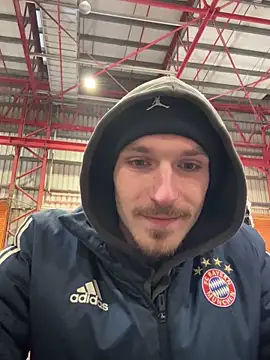 Snapshot of DeepShuk56 chatting on 12/18/25, 06:41 DeepShuk56 online show from 12/18/25, 06:41