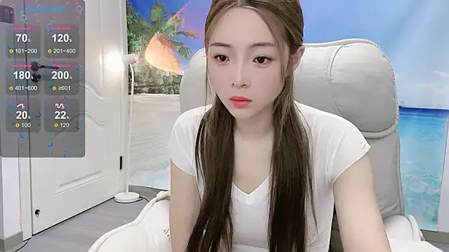 Snapshot of Ya-Ya- chatting on 04/23/26, 11:18 Ya-Ya- online show from 04/23/26, 11:18