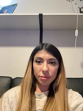 bbgurlnickii online show from 10/25/25, 03:03