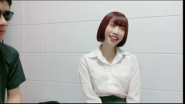 Snapshot of China_wedding chatting on 11/21/25, 12:59 China wedding online show from 11/21/25, 12:59