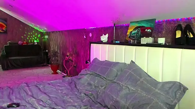 Snapshot of lxst_mary chatting on 09/11/25, 03:17 lxst mary online show from 09/11/25, 03:17