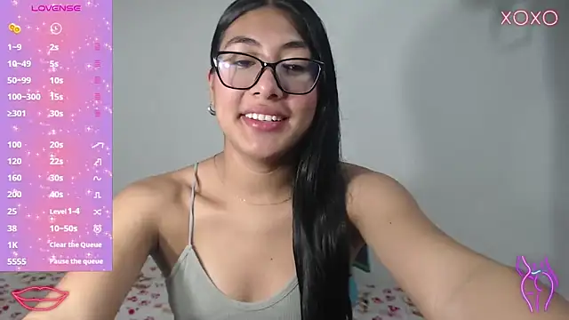 Snapshot of Allison_19__ chatting on 10/11/25, 10:03 Allison 19 online show from 10/11/25, 10:03