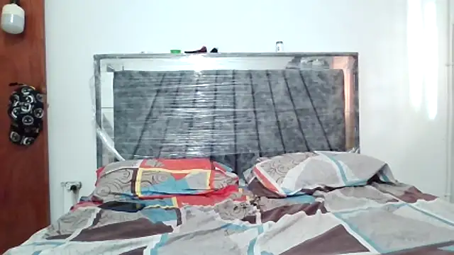 JuceAn14 online show from 04/17/26, 08:01