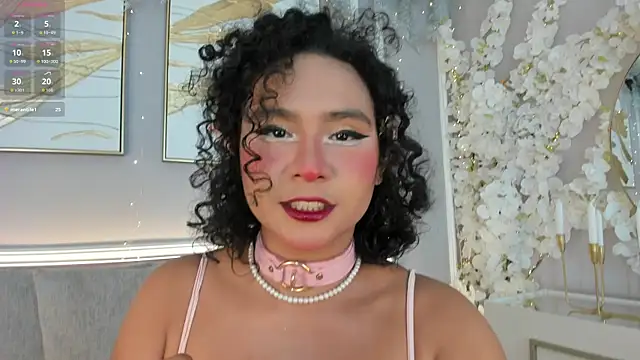 ellette   online show from 12/15/25, 07:18