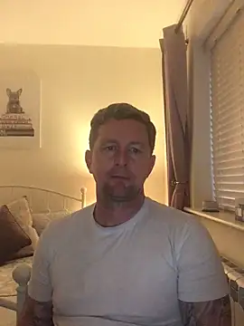 Snapshot of Crusher19830 chatting on 10/29/25, 05:14 Crusher19830 online show from 10/29/25, 05:14