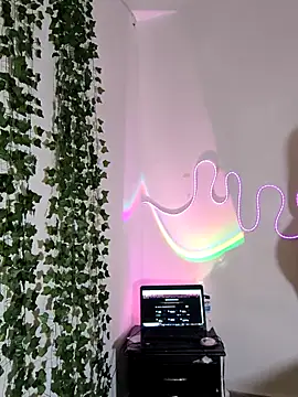 butterfly777  online show from 02/15/26, 03:09