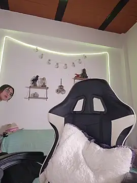 Snapshot of 77Neferkitty77 chatting on 10/20/25, 12:22 77Neferkitty77 online show from 10/20/25, 12:22