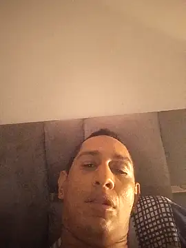 Snapshot of Jota_Alejand chatting on 02/19/26, 05:36 Jota Alejand online show from 02/19/26, 05:36