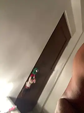 Snapshot of Jota_Alejand chatting on 04/23/26, 04:14 Jota Alejand online show from 04/23/26, 04:14