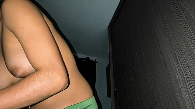 Snapshot of Angelic_AP chatting on 10/15/25, 06:24 Angelic AP online show from 10/15/25, 06:24