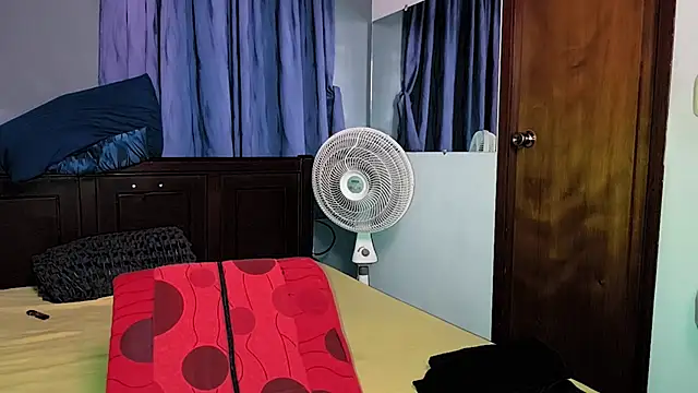 Snapshot of Angelic_AP chatting on 11/04/25, 04:44 Angelic AP online show from 11/04/25, 04:44