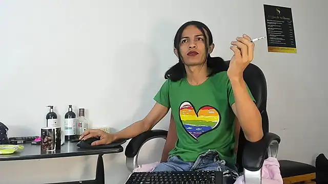 Aisha hotts777 online show from 11/28/25, 04:26